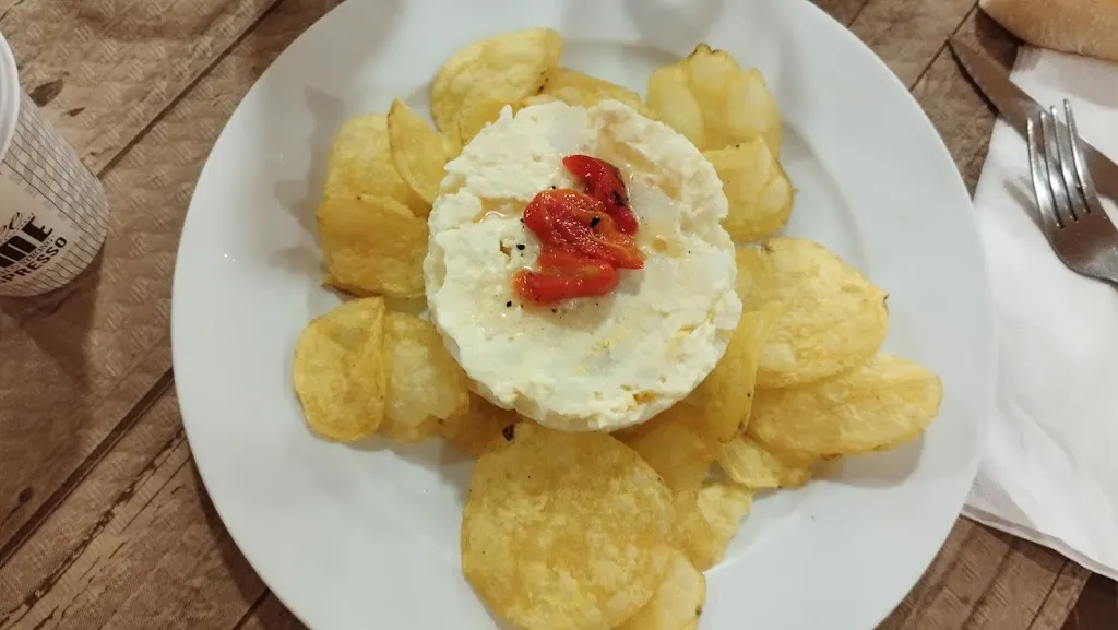 Pilar Cabrerizo Úbeda_Mesón Bar La Bota_Armilla_review