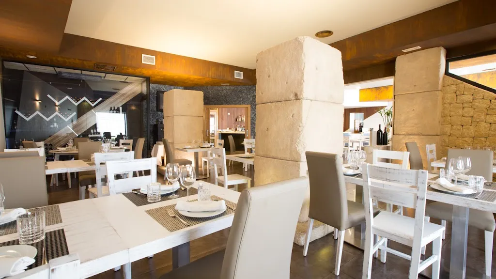 Restaurante Roca_Aspe_slider_image_1