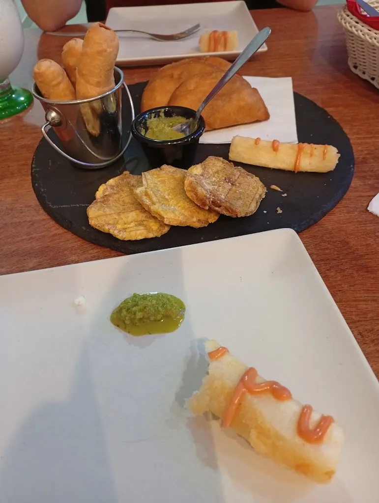 Juan Manuel Salguero Torres_Restaurante Mi Tierra Latina_Armilla_review