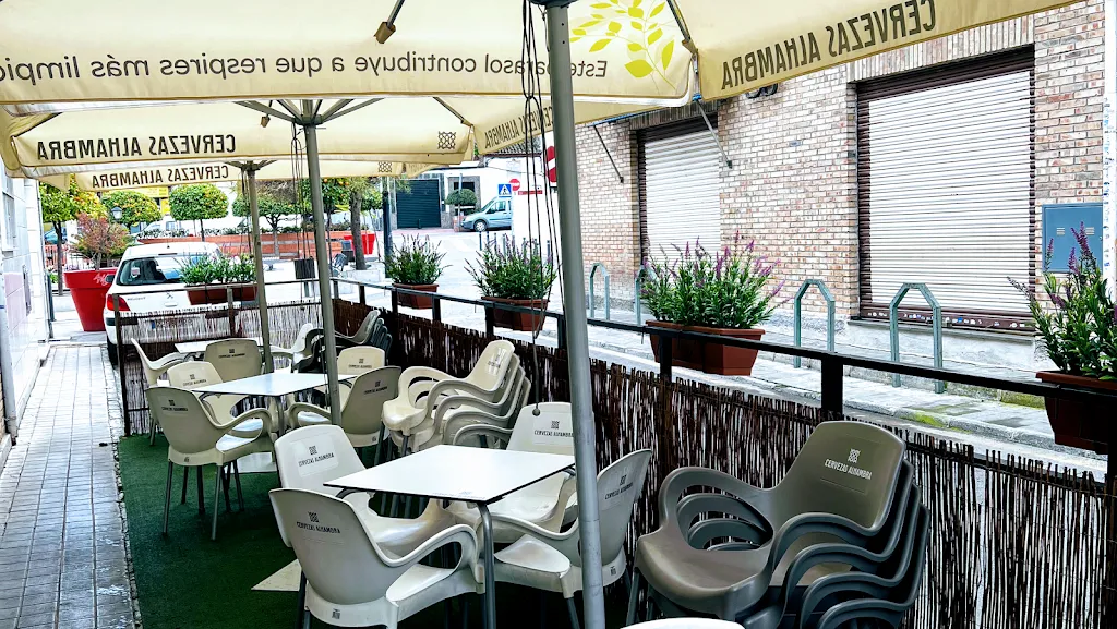 bar tapas el retorno_Armilla_slider_image_1