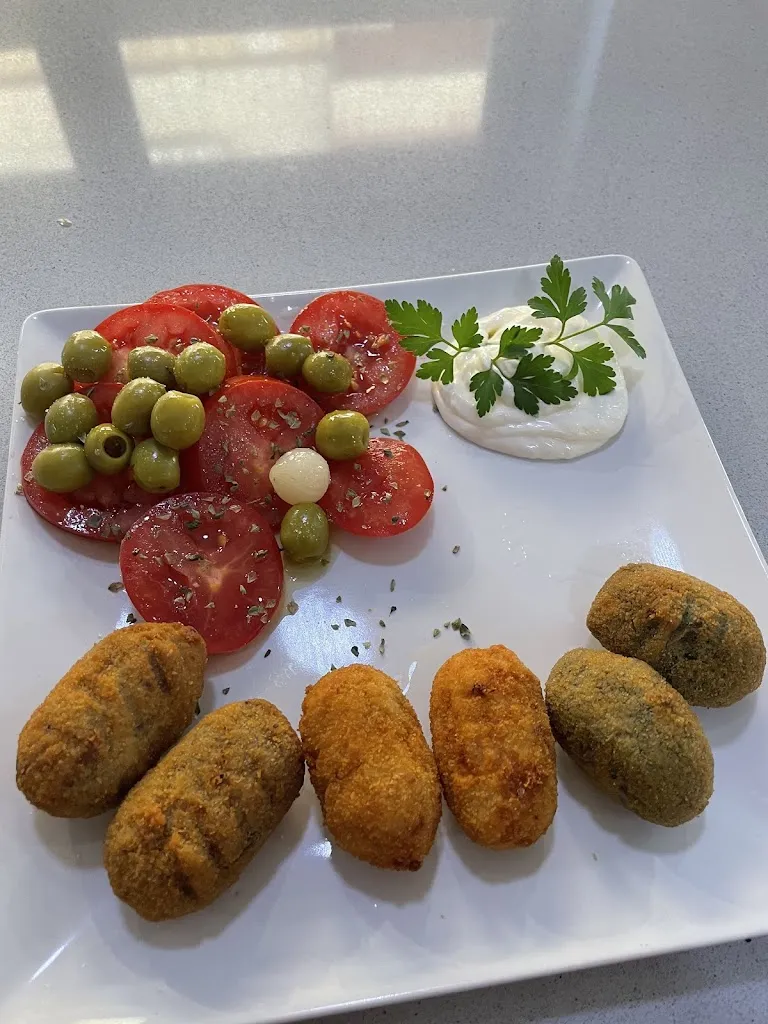 bar tapas el retorno_Armilla_slider_image_2