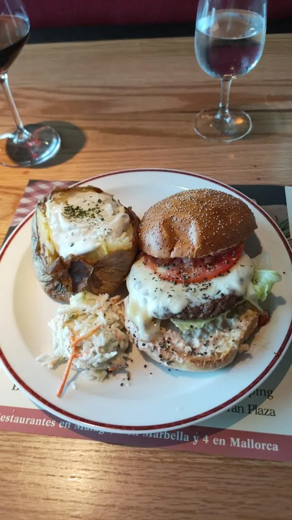 SHARON MAYNARD_Block House Nevada Shopping_Armilla_review