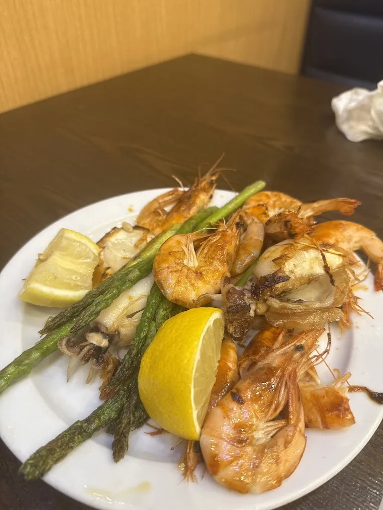 M.WOK Nevada_Armilla_slider_image_3