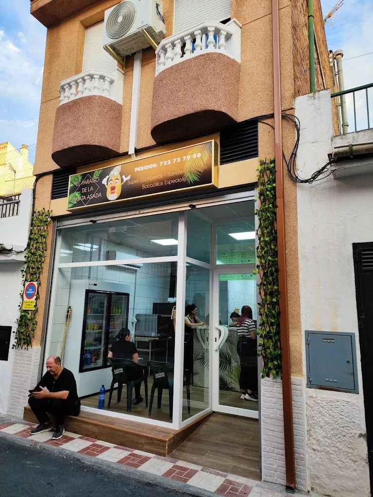 ENTRE PANAS FAST FOOD (El Paraiso de la patata asada) restaurant in Armilla
