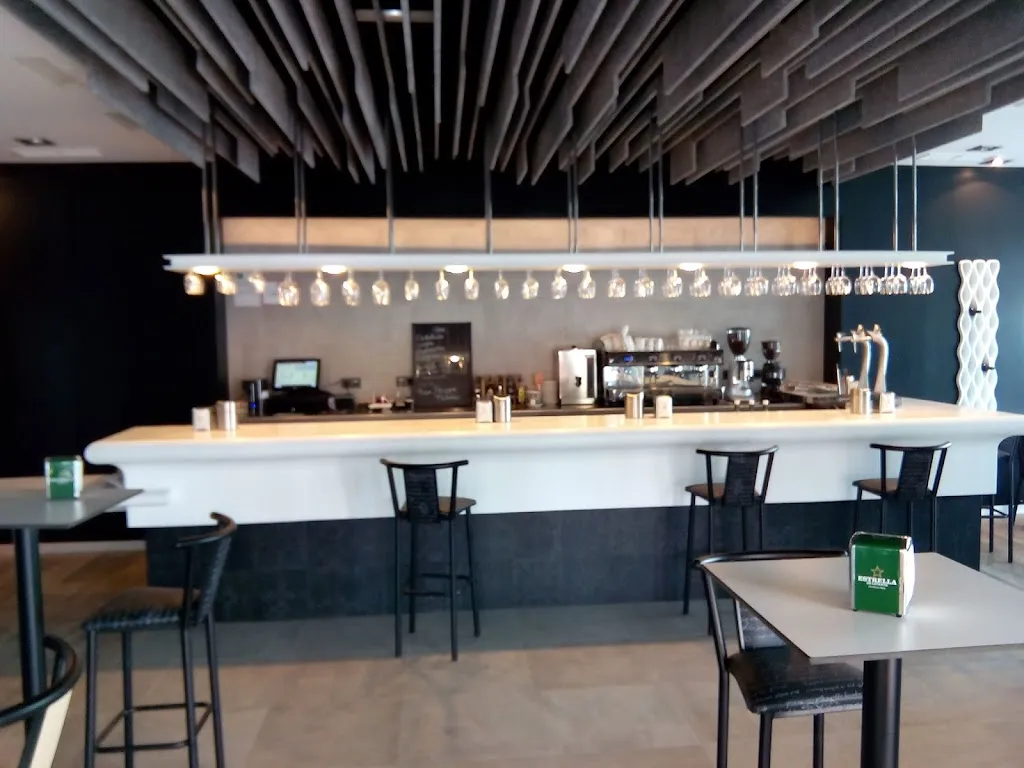 Café Bar Alban24 restaurant in Armilla