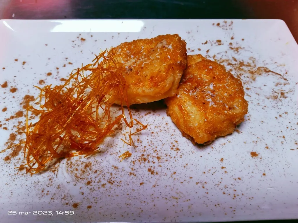 Restaurante Plaza 6_Bubión_slider_image_2