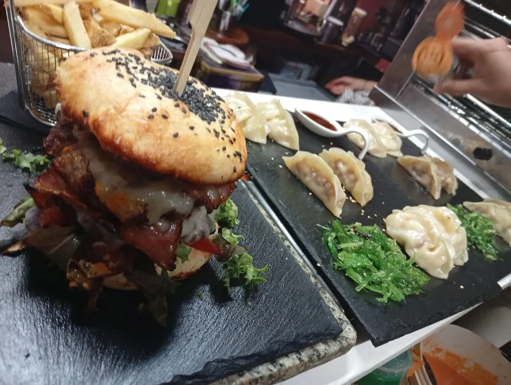 Restaurante - Bar Los Trotamundos en Bubión | Alpujarra_Bubión_slider_image_3