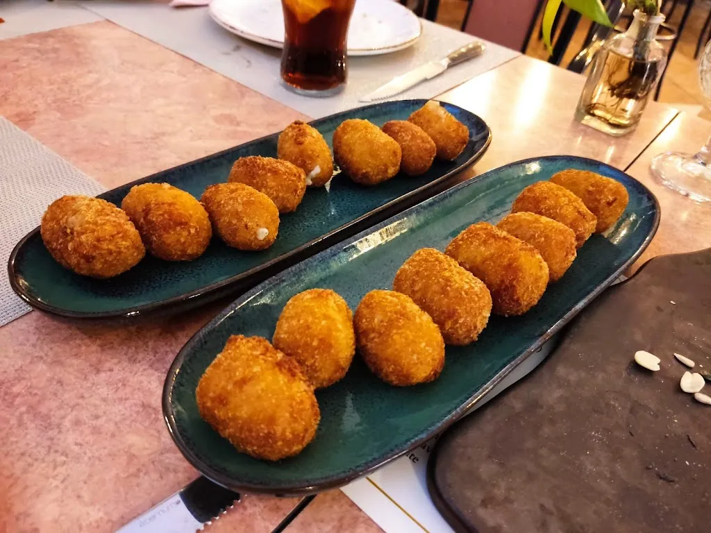 Eryka Vazsal_Gastro-restaurante Pegote_Benalúa_review