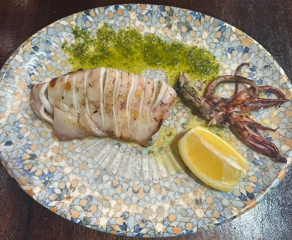 EL TAPEITO restaurant in Benalúa