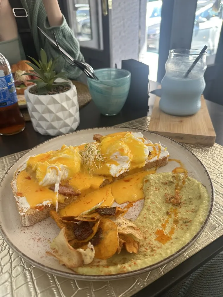 Daniela Srikaran_Atem Food & Culture_Benalúa_review