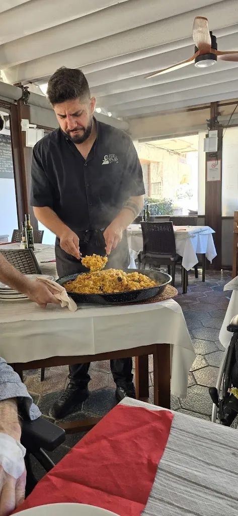 Malcolm Baker_Restaurante Mar De Plata_Almuñécar_review