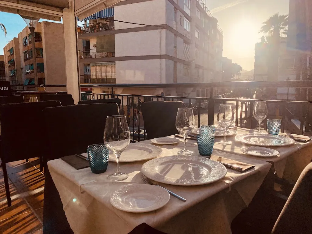 Restaurante La terraza mesón_Almuñécar_slider_image_1