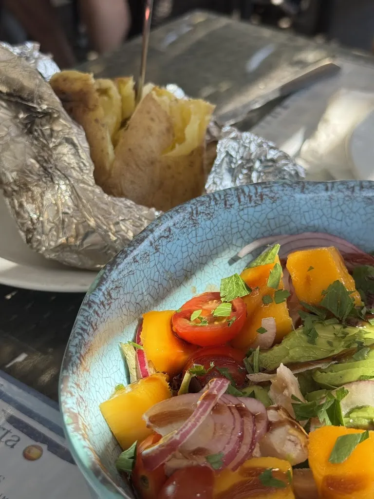 Sally Robinson_La Dorada de Plata Bar - Restaurant_Almuñécar_recensione