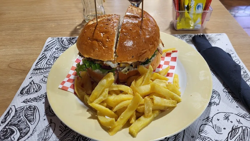 MESÓN LA CANTINA Cafés, Tapas y raciones_Almuñécar_slider_image_2