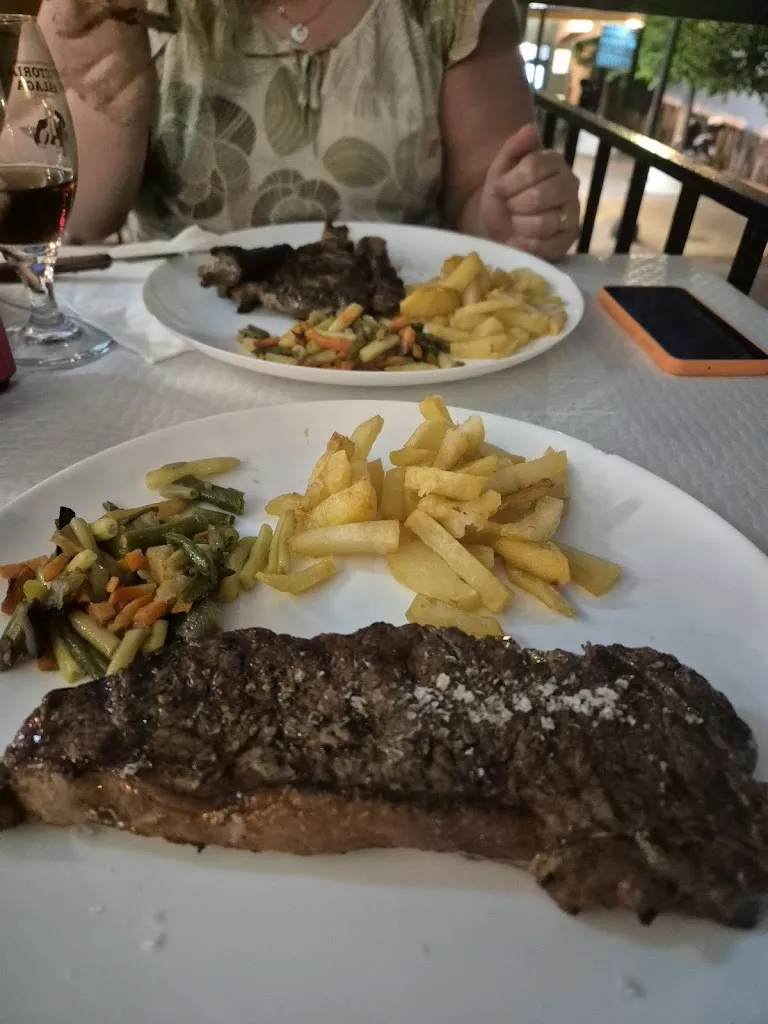 Alex Manea_Mesón Mari y Miguel_Almuñécar_review