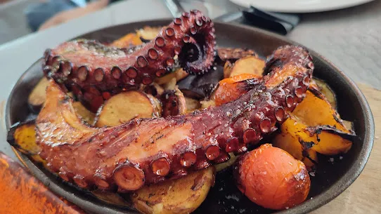 Mesón Antonio_Almuñécar_slider_image_3