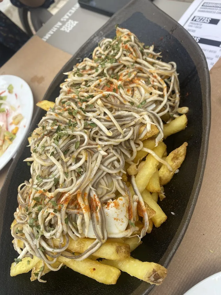 Espiral Gr_Taberna Los hermanos_Cájar_review