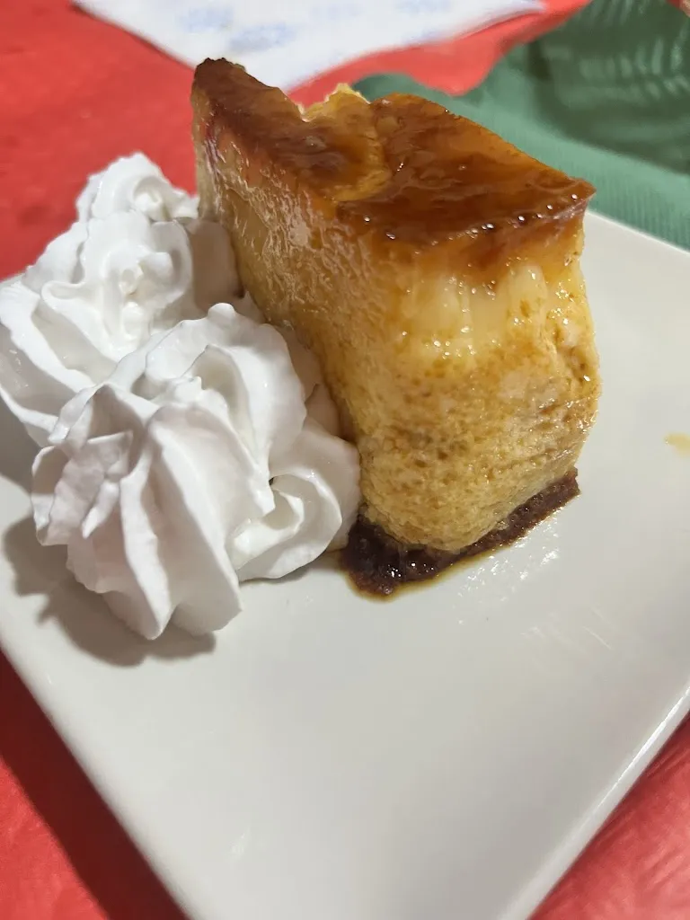 Jesús y Encarni MUÑOZ NIEVAS_Casa Encarni_Calicasas_review