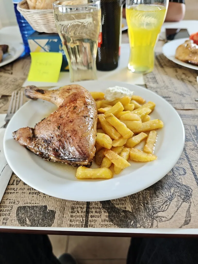 Miguel Ángel Burgos_Restaurante cafetería La Cooperativa_Atarfe_review