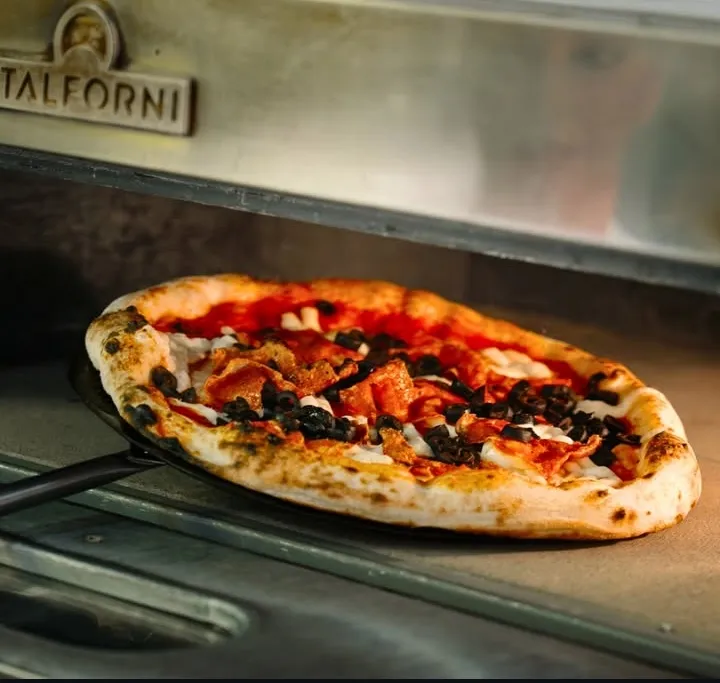 Favolosa Pizzería_Atarfe_slider_image_3