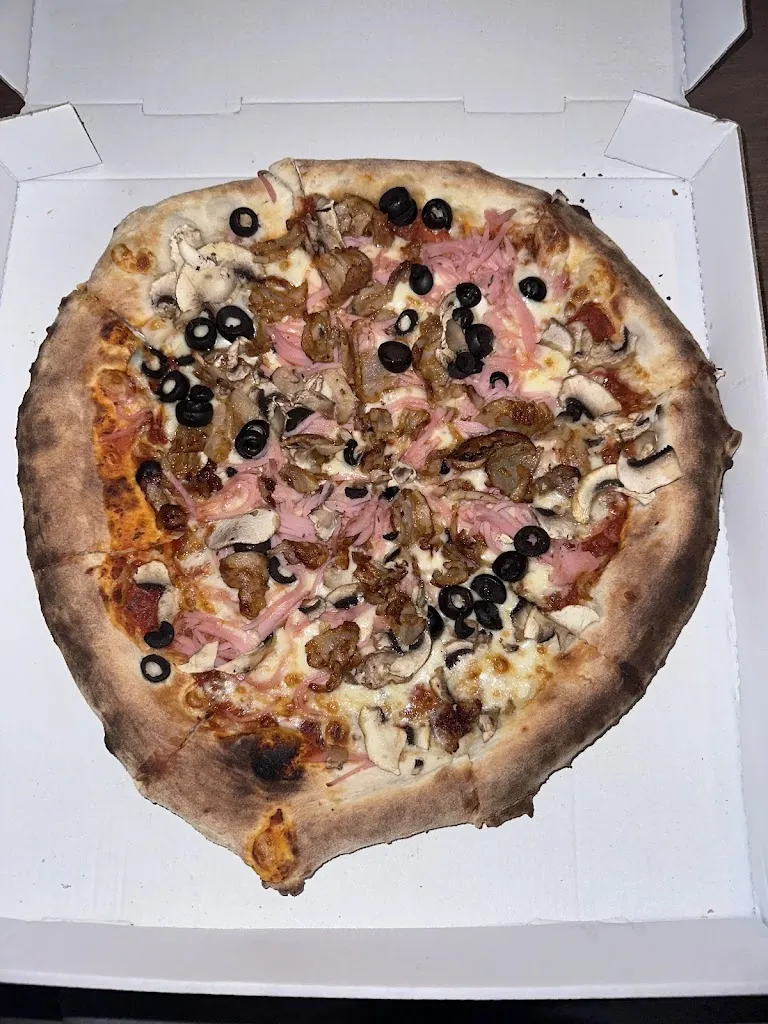 Juan José Serrano Díaz_Pizzeria Napoles 44_Atarfe_review