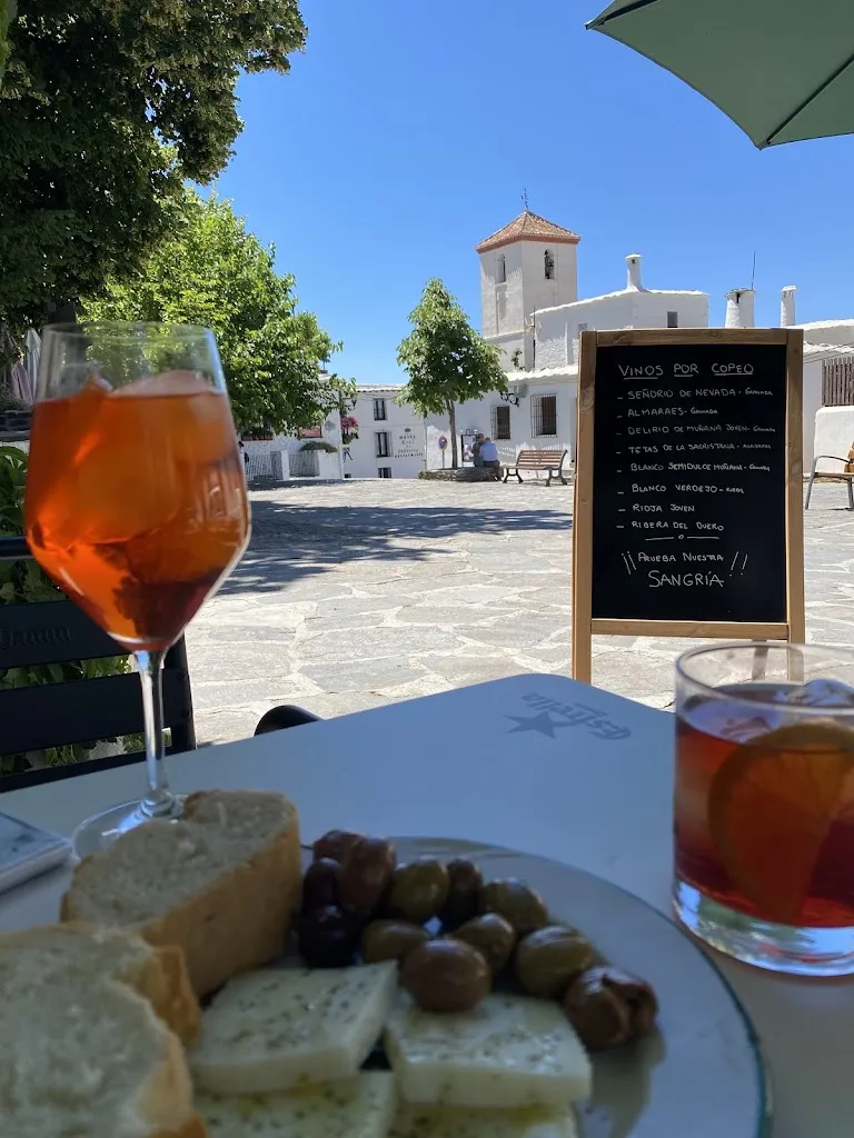 Saj S_La Trastienda de la Monja_Cástaras_recensione