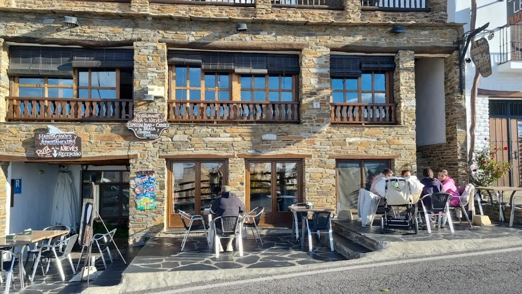 Restaurante Hostal Ruta de las Nieves restaurant in Capileira