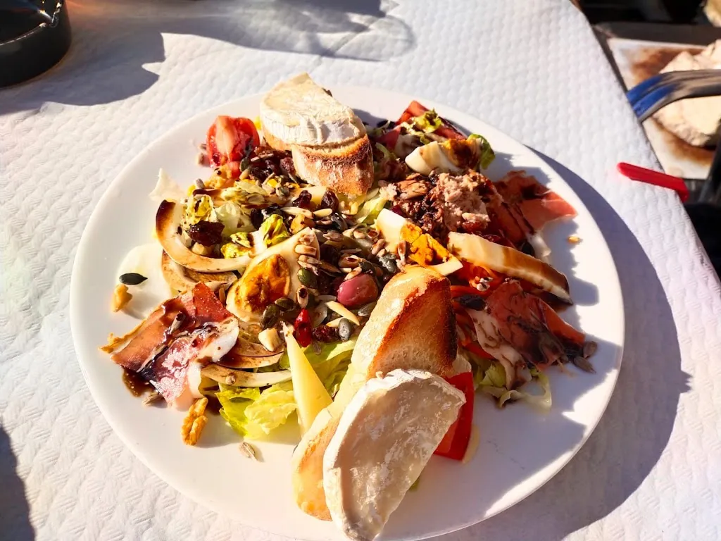 Restaurante Hostal Ruta de las Nieves_Capileira_slider_image_3