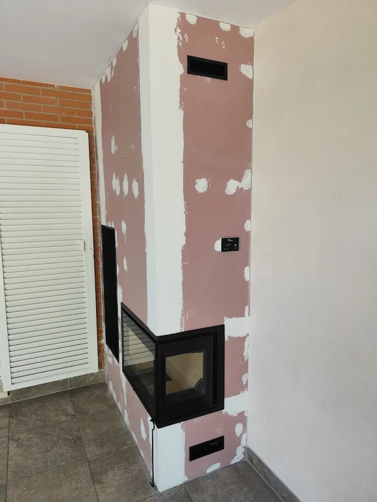 Thierry Lois_Eurochimeneas_Chimeneas_recensione