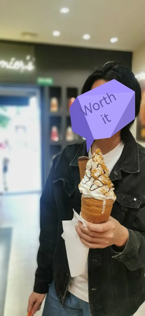 Althea E_Lumier's Chimney Cake_Chimeneas_review