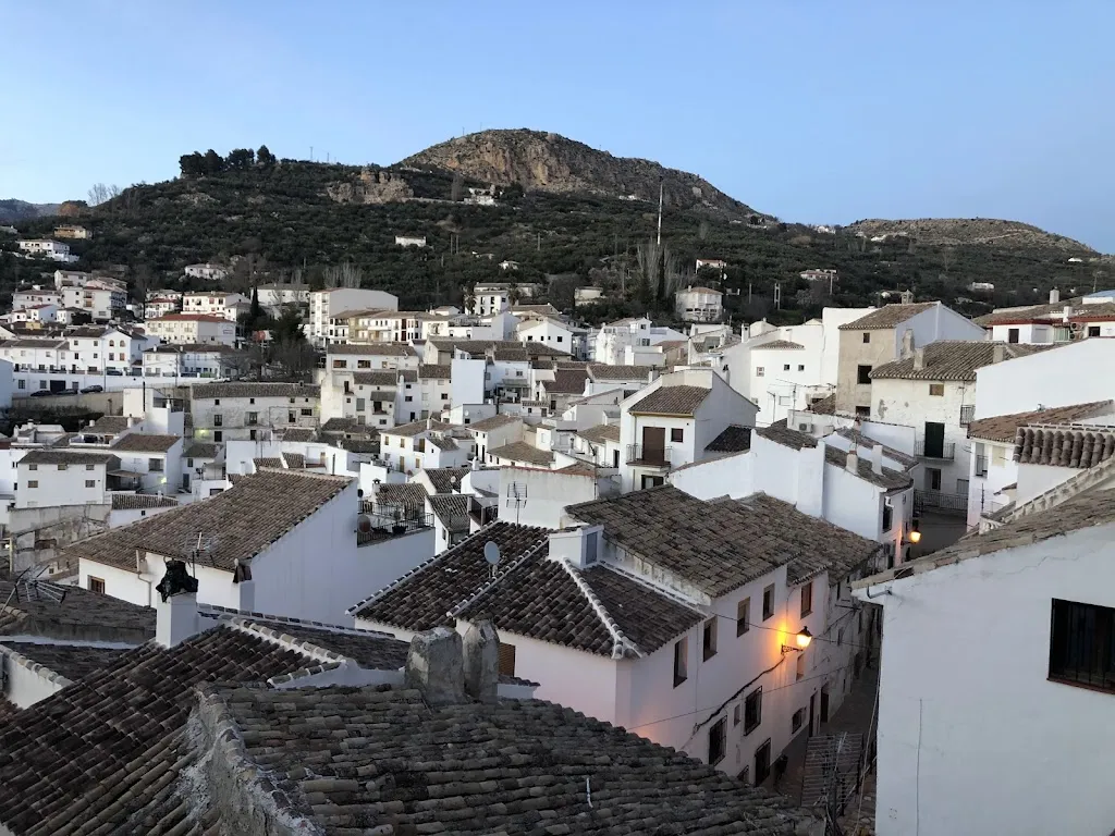 Sharon Hale_LA FUENTE_Castril_review