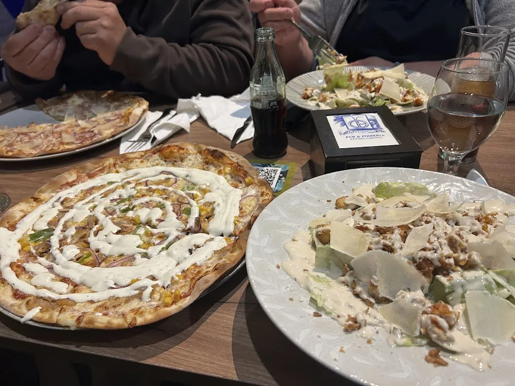 Paloma Romero_Pub-pizzería D2_Castril_review