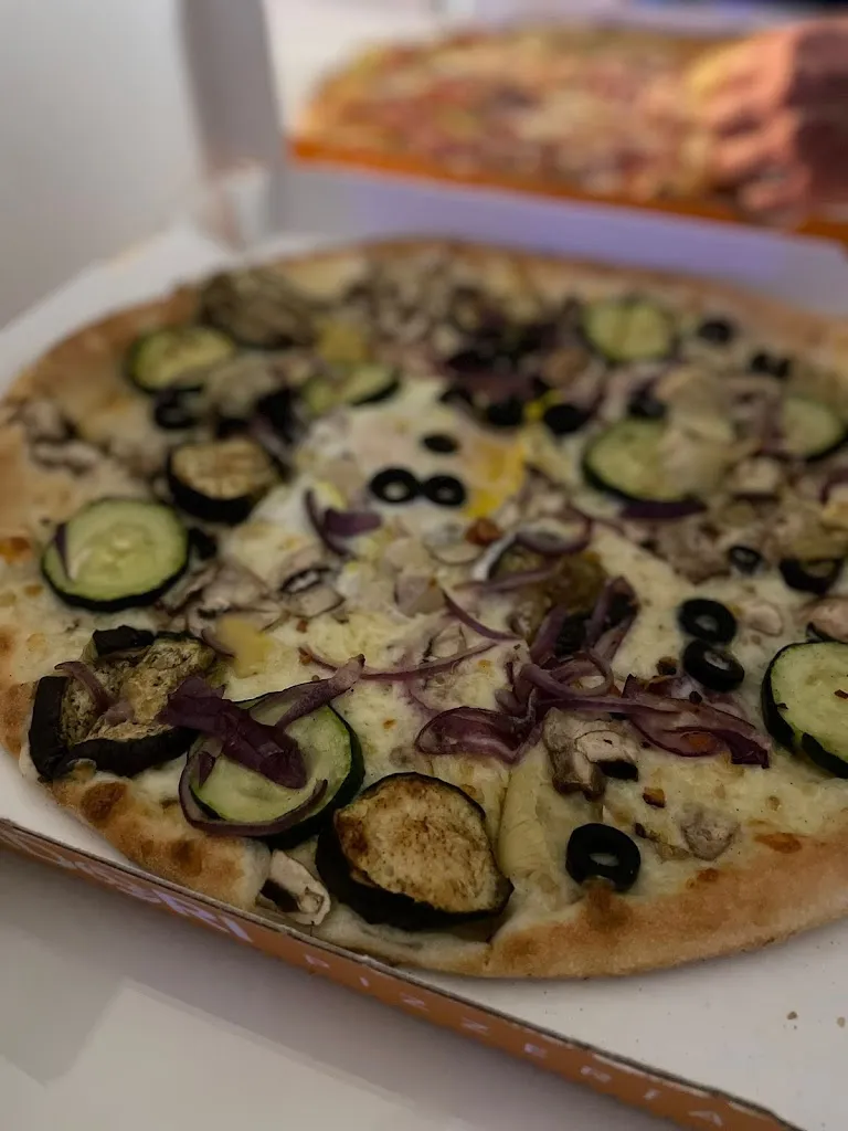 Menu_AMADORI PIZZERIA_Cenes de la Vega_image_5