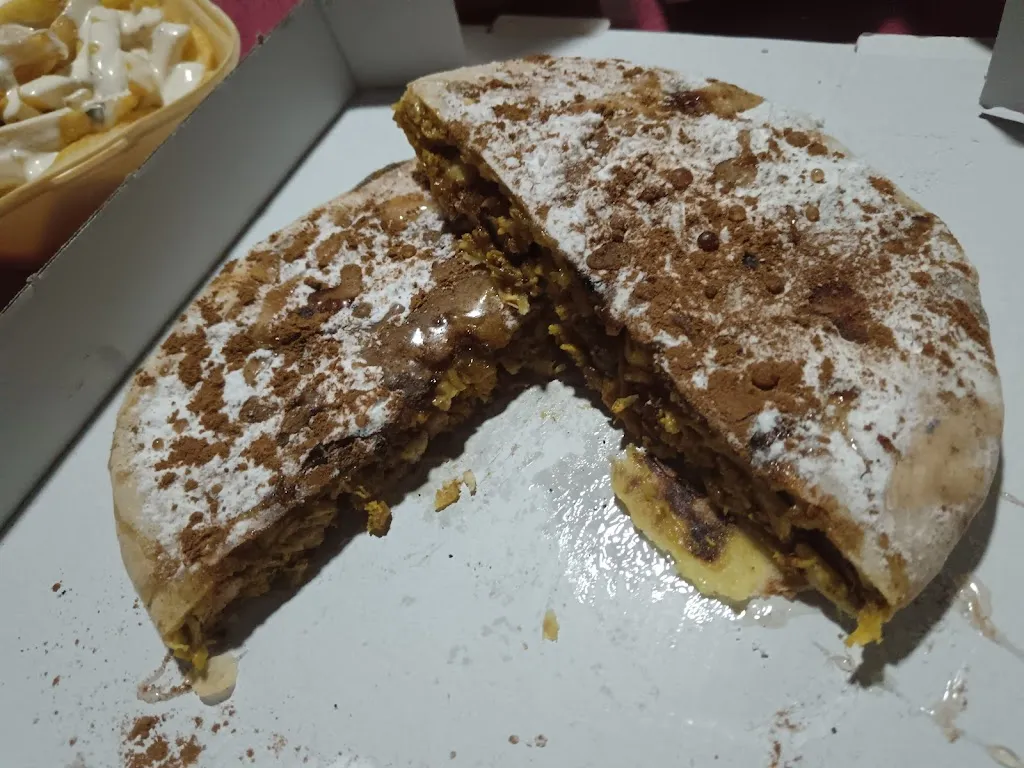 Estefania Moreno_CAMPERO-PIZZA CENES DE LA VEGA | PIZZERIA HAMBURGUESERIA CENES_Cenes de la Vega_review