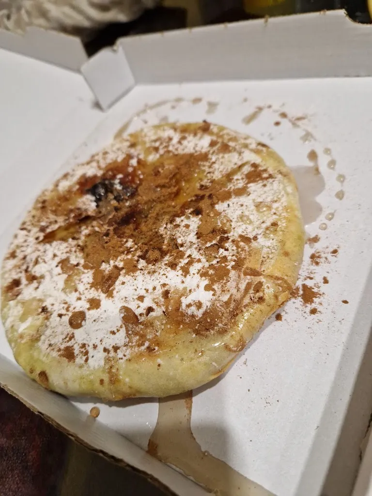 Mary Moreno Castillo_CAMPERO-PIZZA CENES DE LA VEGA | PIZZERIA HAMBURGUESERIA CENES_Cenes de la Vega_review