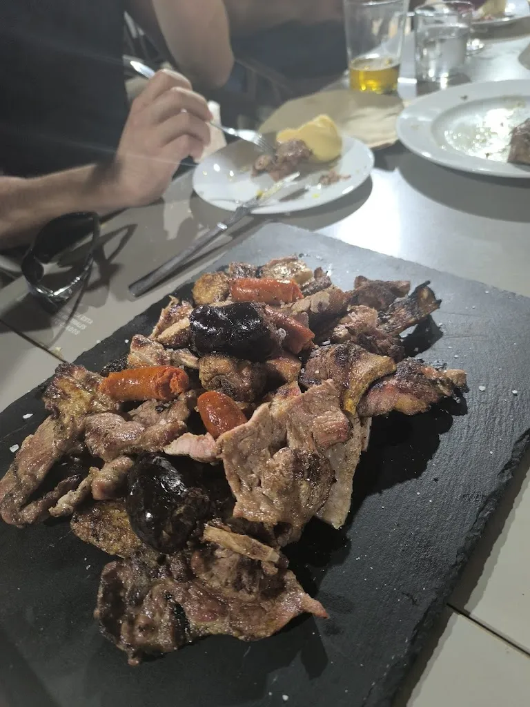 Sergio Zapata_Los Pinillos_Cenes de la Vega_review