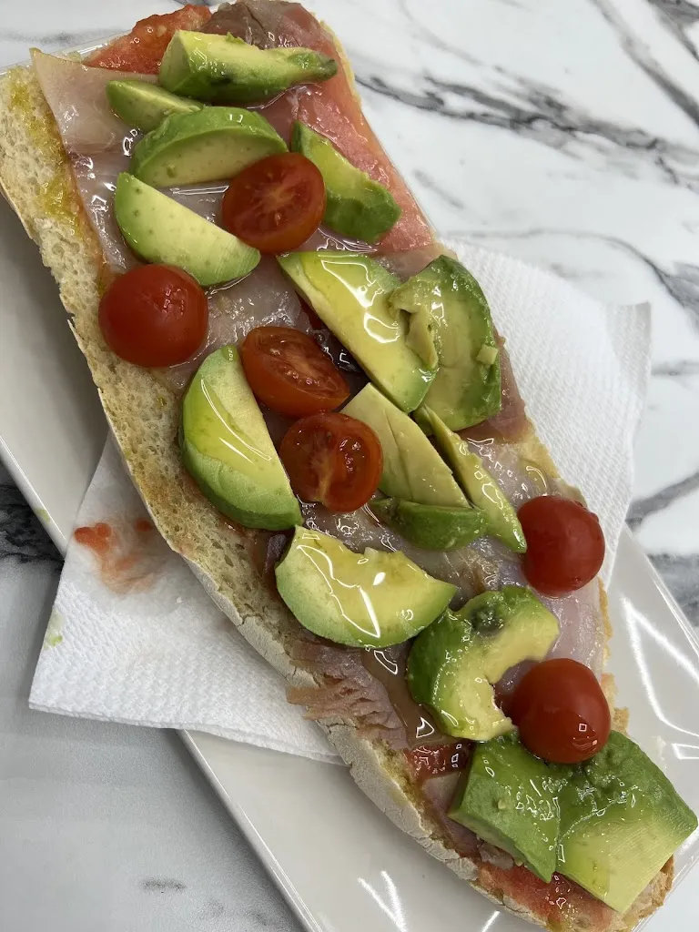 Trini Hernandez_Restaurante Bar La Torre_Cogollos de Guadix_review