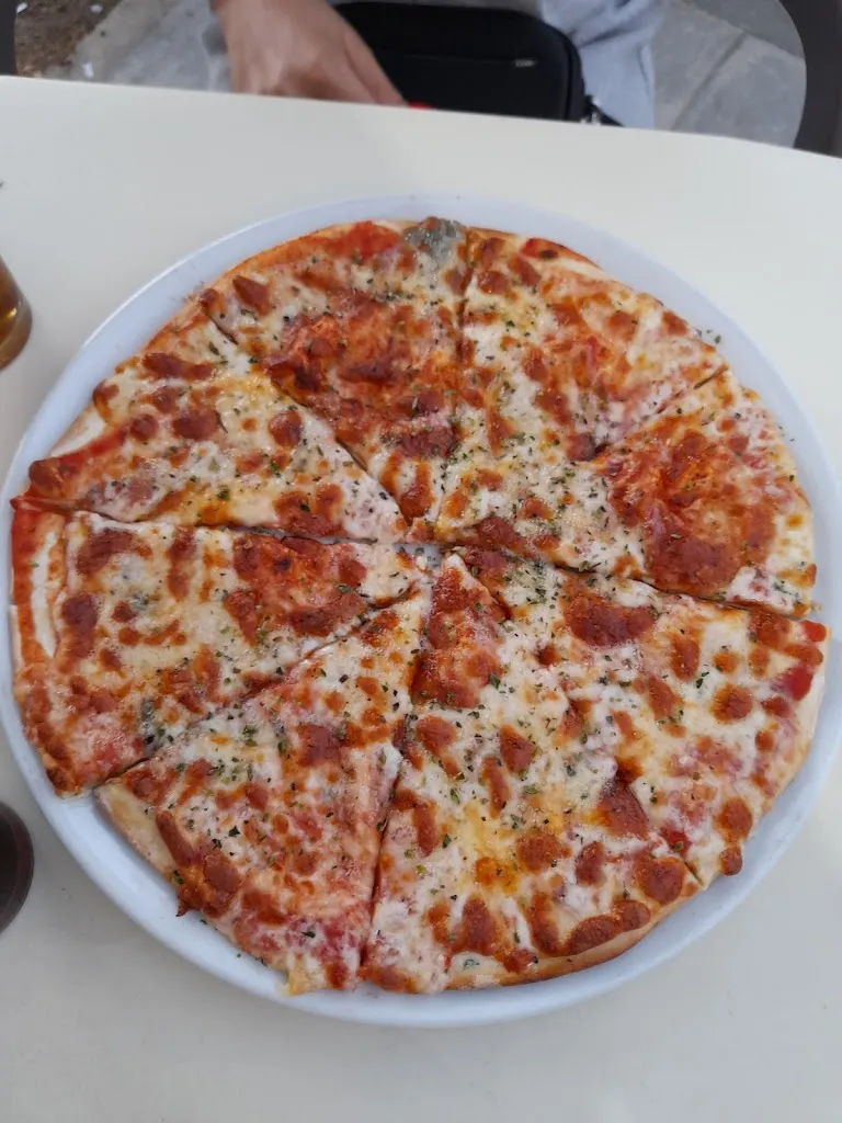 Pizzería Centro_Cijuela_slider_image_2