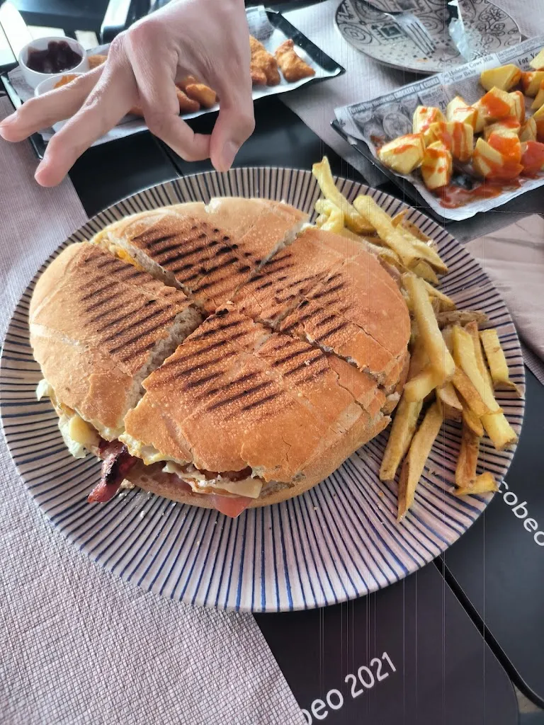 Patricia Planas_Meson Enrique_Chauchina_review