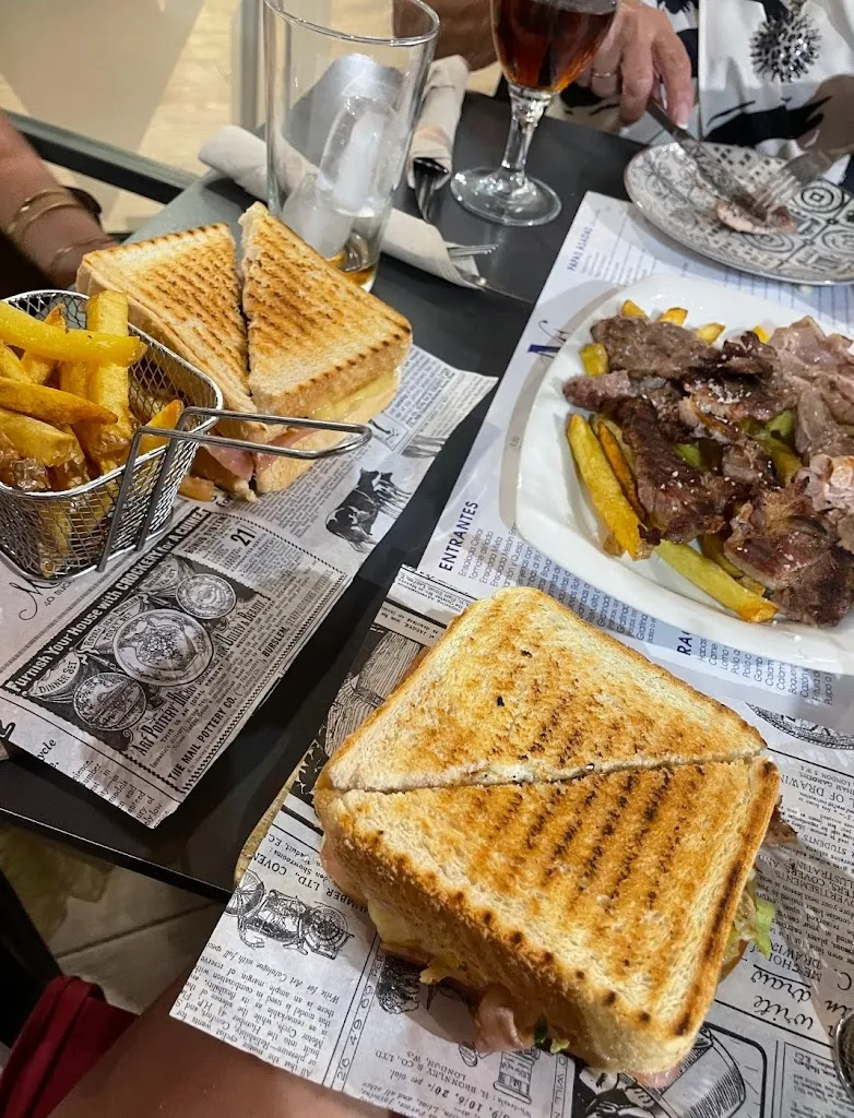 Irene Salas_Meson Enrique_Chauchina_review