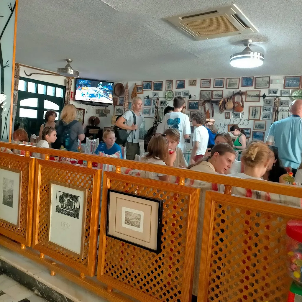 MESON EL HIJUELO restaurant in Chauchina