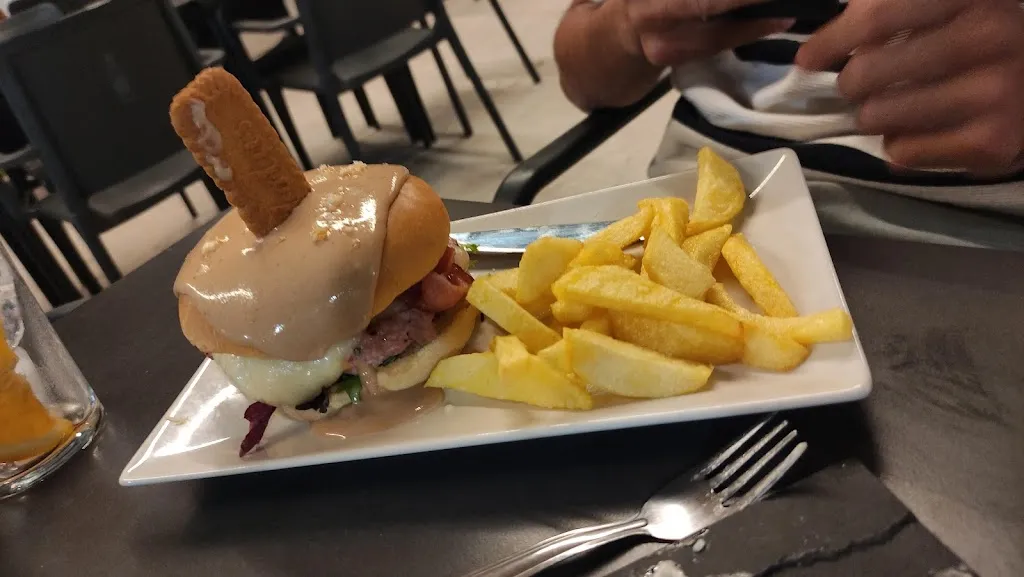 Menu_AQUA Gastrobar restaurante_Cogollos de la Vega_image_9