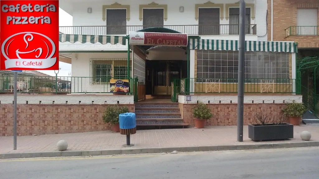 Cafe Bar El Cafetal restaurant in Cogollos de la Vega