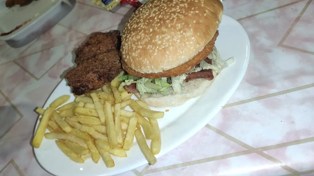 BAR DE TAPEO LA HIGUERA_Cortes de Baza_slider_image_3