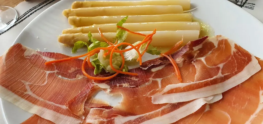 JM BM_El Silo_Calahorra La_review