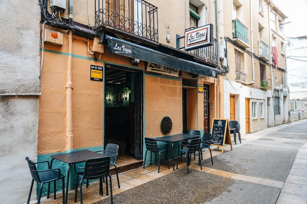 Bar Las Vegas_Calahorra La_slider_image_1