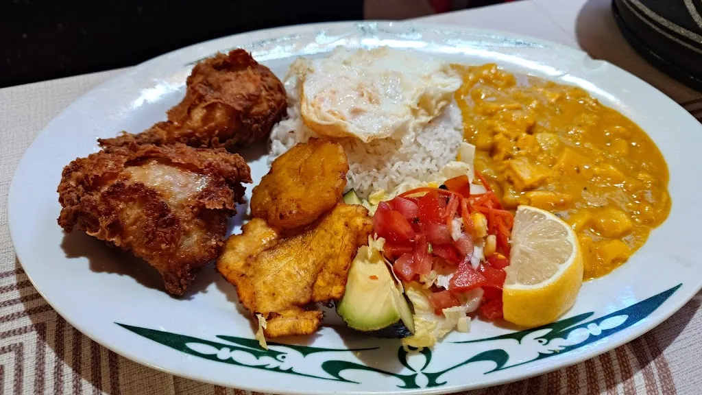 Abel Zabalza Recto_Restaurante RH comida latina_Calahorra La_review