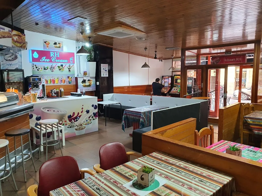 Restaurante RH comida latina_Calahorra La_slider_image_1