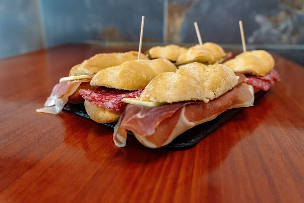 Bar Restaurante La Azucarera_Calahorra La_slider_image_2