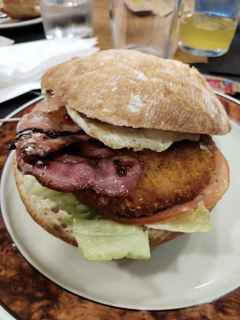 Restaurante - Bocatería Houston_Calahorra La_slider_image_2